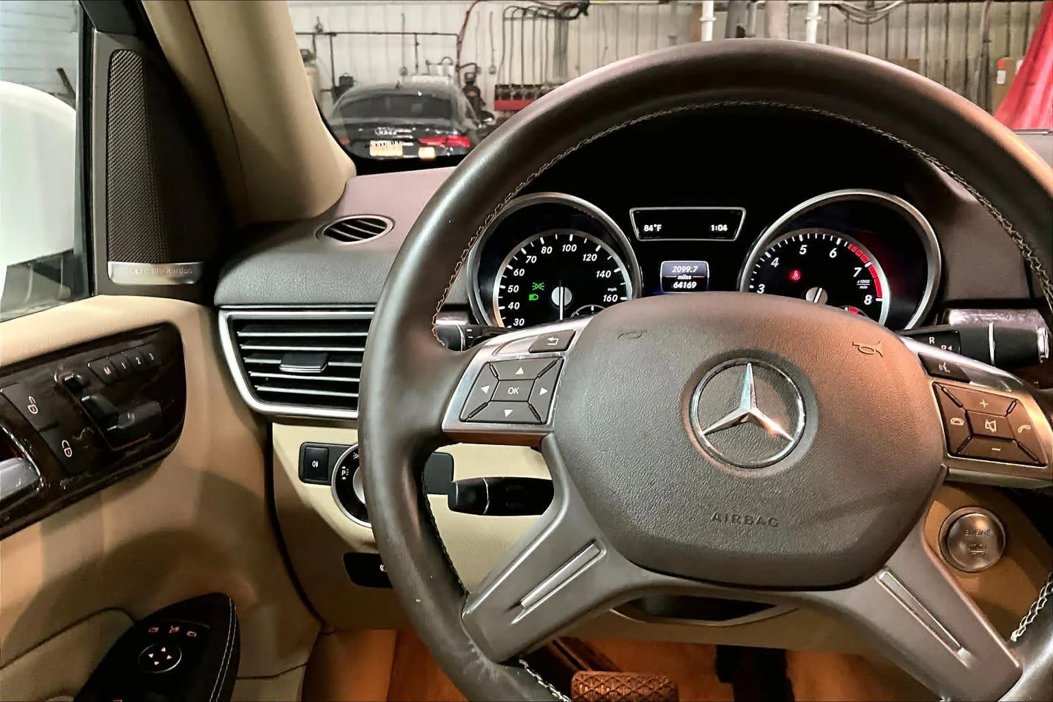 Used 2015 Polar White Mercedes-Benz ML 350 image 24