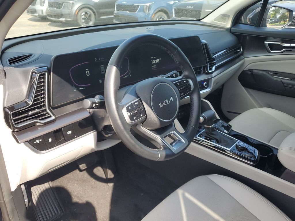 Certified Used 2024 Ebony Black Kia EX image 8