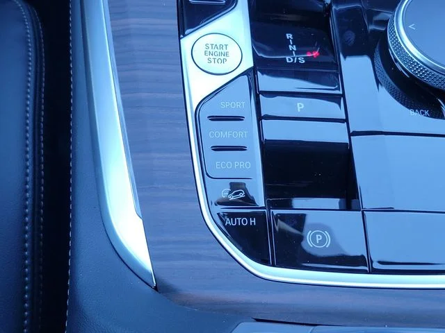 New 2026 Gray BMW xDrive40i image 19