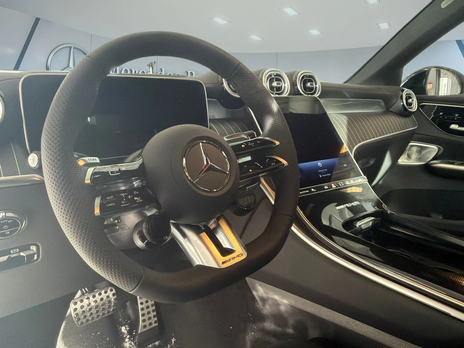 New 2026 White Mercedes-Benz AMG GLC 43 4MATIC Coupe image 10