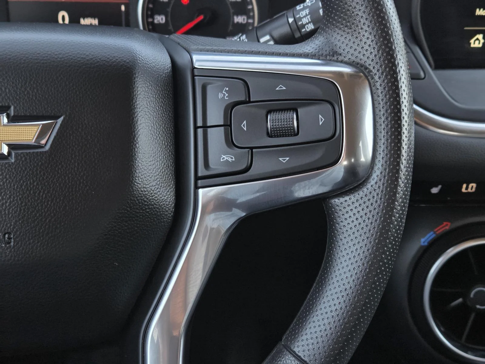 Used 2024 Sterling Gray Metallic Chevrolet LT image 19