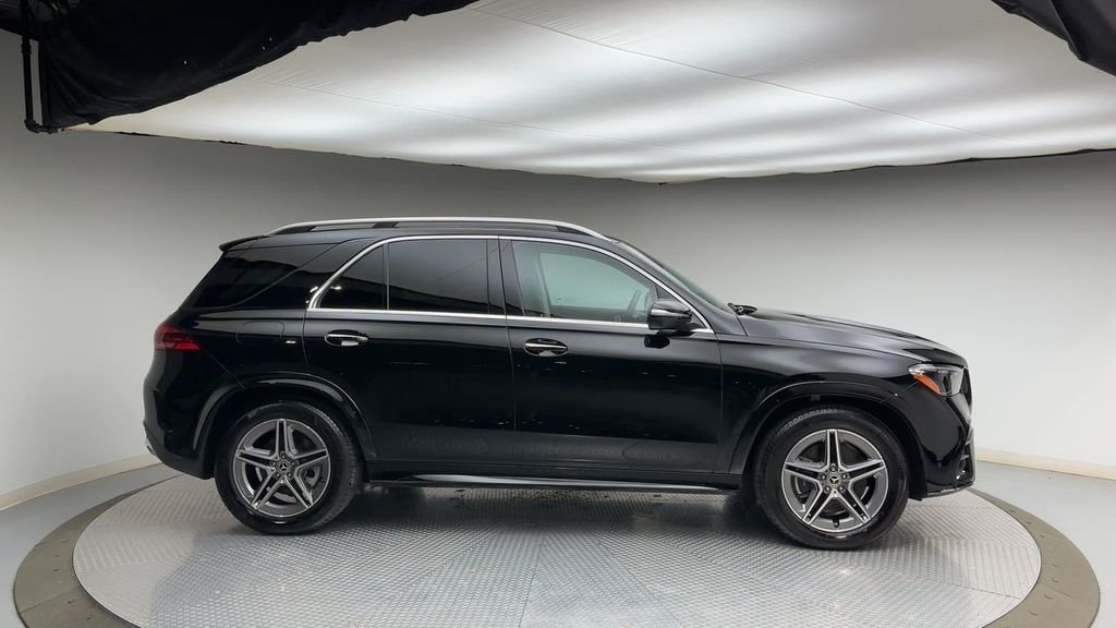 2026 Mercedes-Benz GLE GLE450 - Photo 9