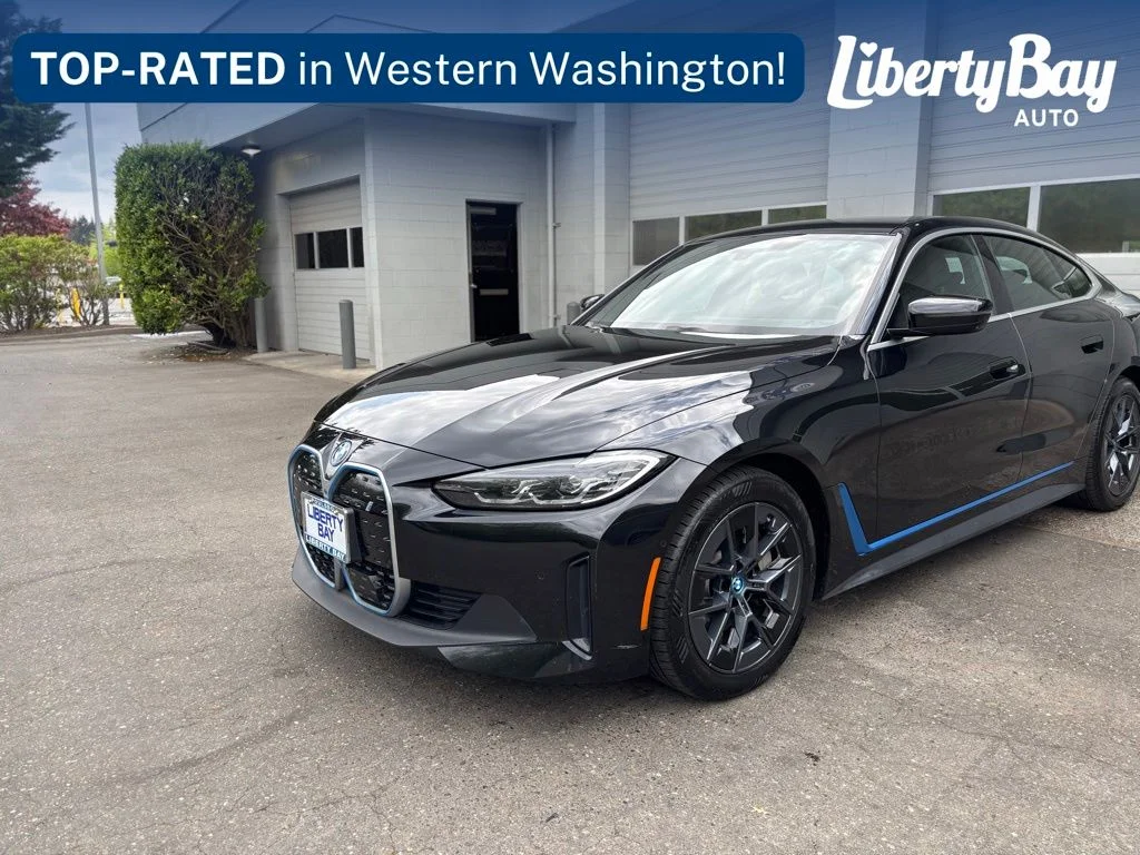 2024 BMW i4 eDrive40's photo