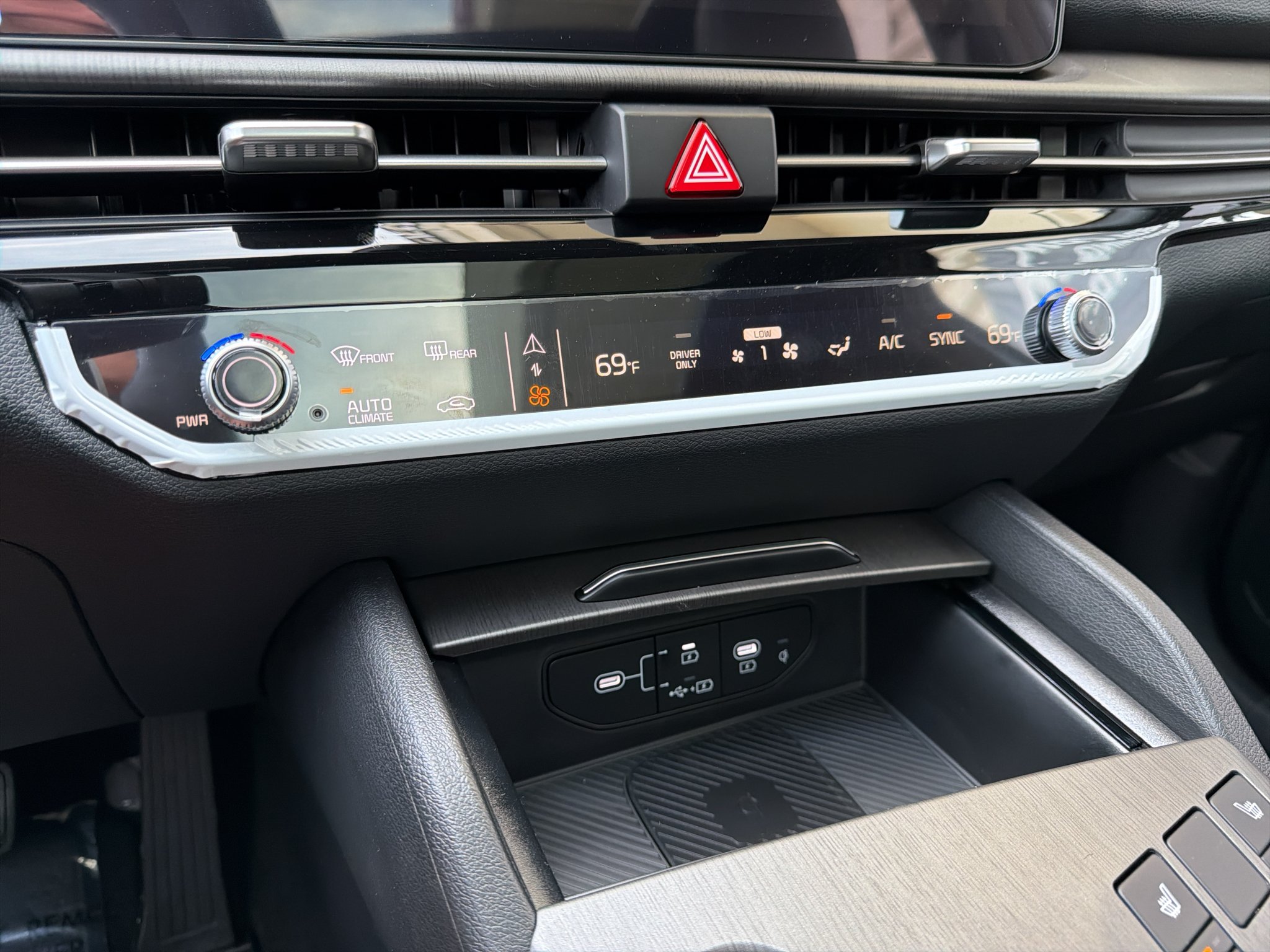 New 2027 Heritage Blue Kia X-Line image 24