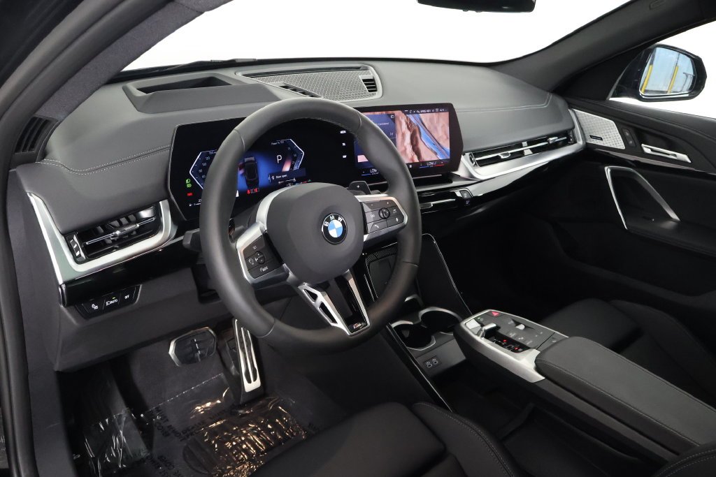Certified Used 2025 Black Sapphire Metallic BMW xDrive28i image 7