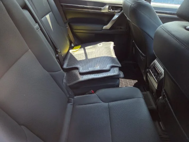 Used 2022 Silver Lexus 460 image 4