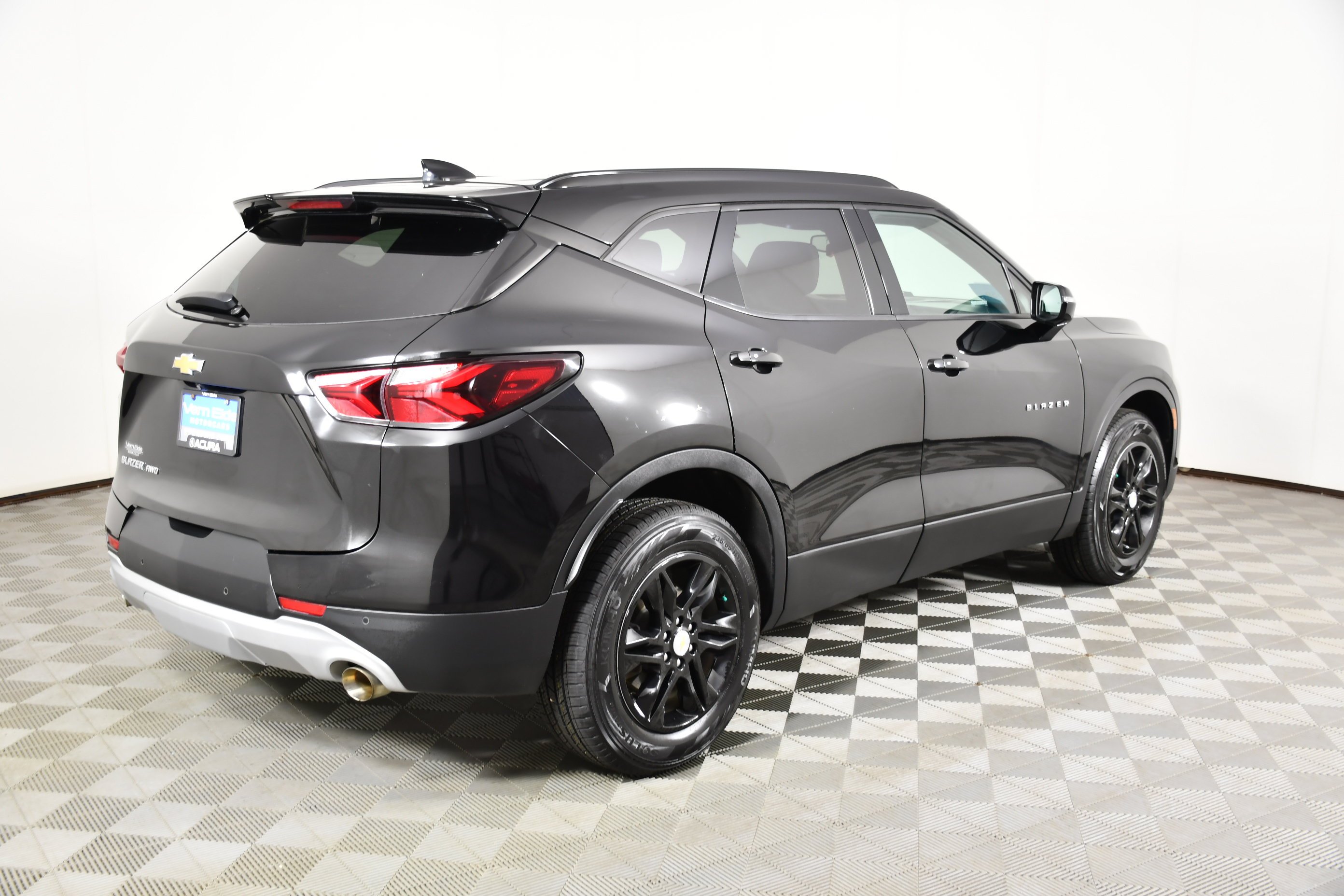 Used 2021 Black Chevrolet LT image 6