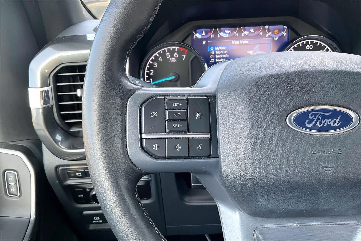 Used 2023 Iconic Silver Ford XLT image 22