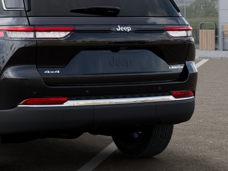 New 2026 Diamond Black Crystal Pearlcoat Jeep Limited image 26