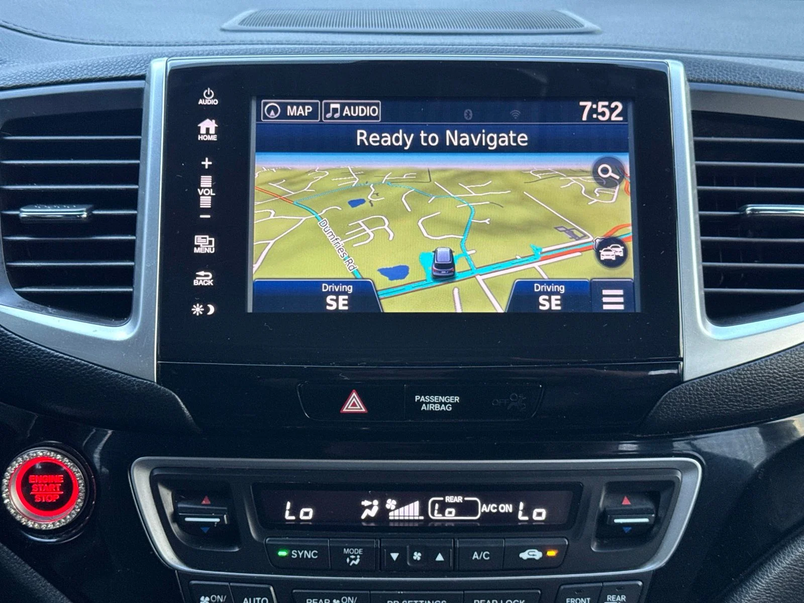 Used 2017 White Diamond Pearl Honda Touring image 39