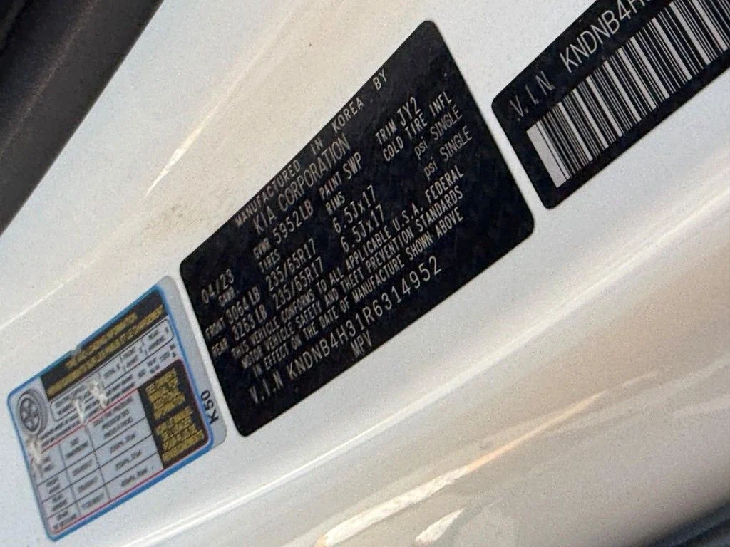 Used 2024 White Kia LX image 25
