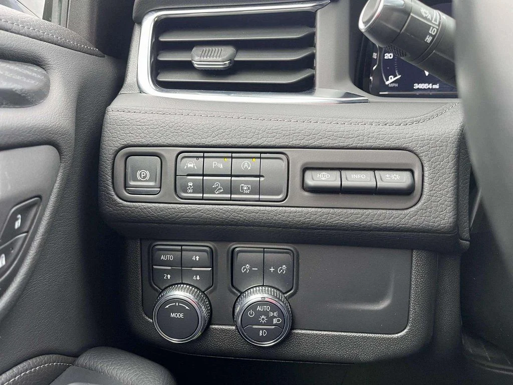 Used 2024 Onyx Black GMC Denali image 17