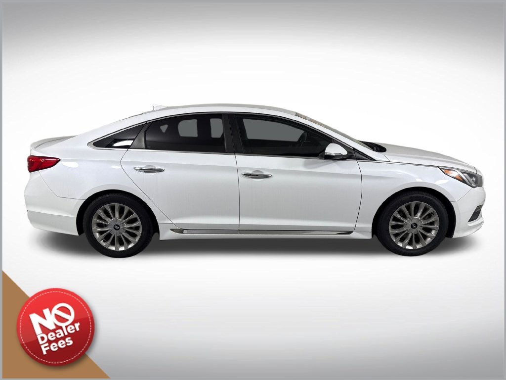 Used 2015 White Hyundai Limited image 2