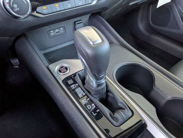 2025 Nissan Altima SV - Photo 16
