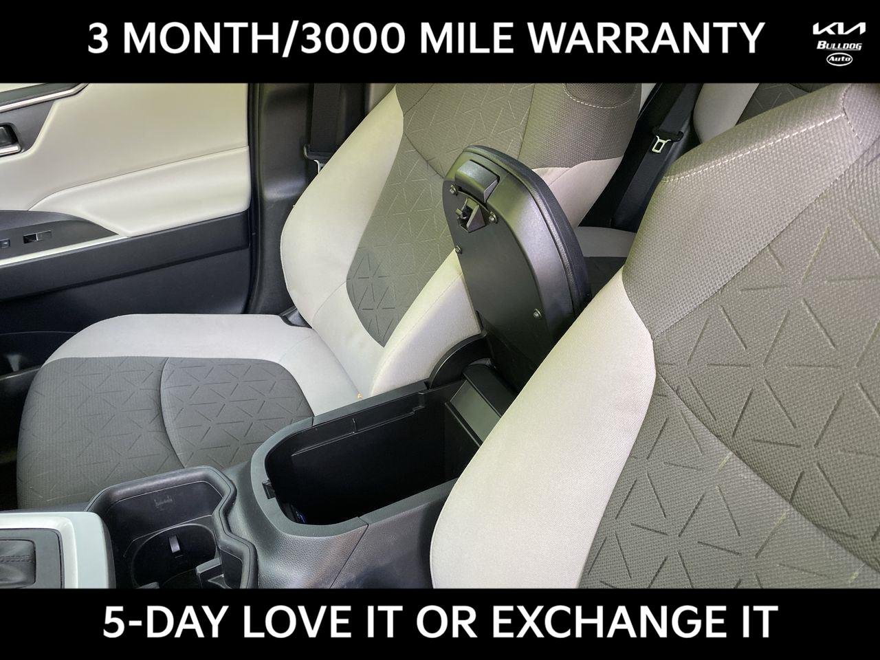 Used 2022 White Toyota XLE image 41