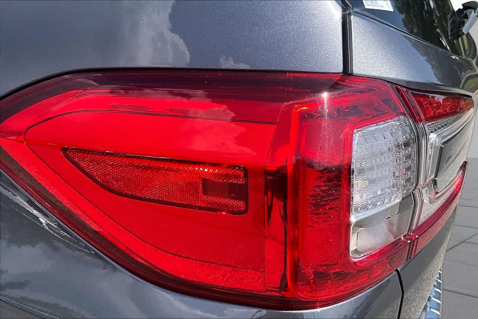 Used 2023 Magnetite Gray Metallic Subaru Premium image 28