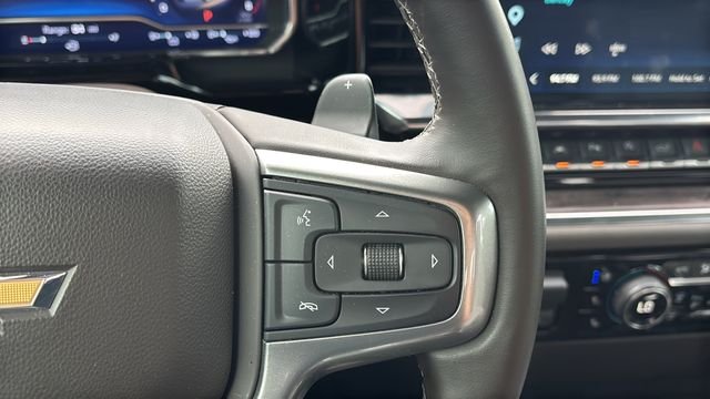 Used 2025 White Chevrolet LTZ image 24
