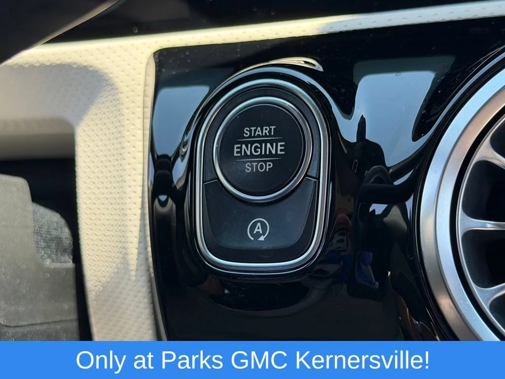 Used 2023 Red Mercedes-Benz 4MATIC® image 11