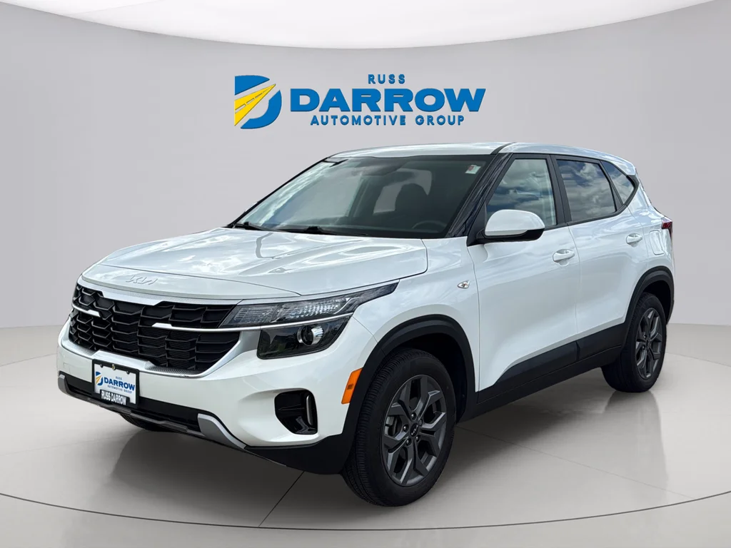 Used 2024 White Kia LX image 1
