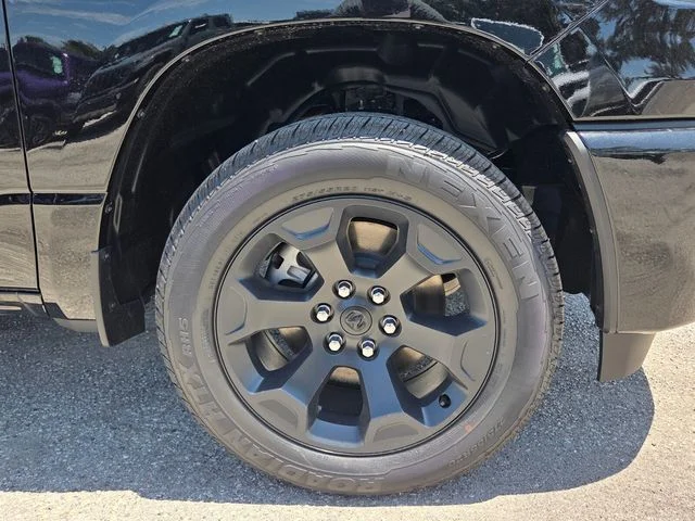 New 2026 Diamond Black Crystal Pearl-Coat Exterior Paint RAM Express image 11