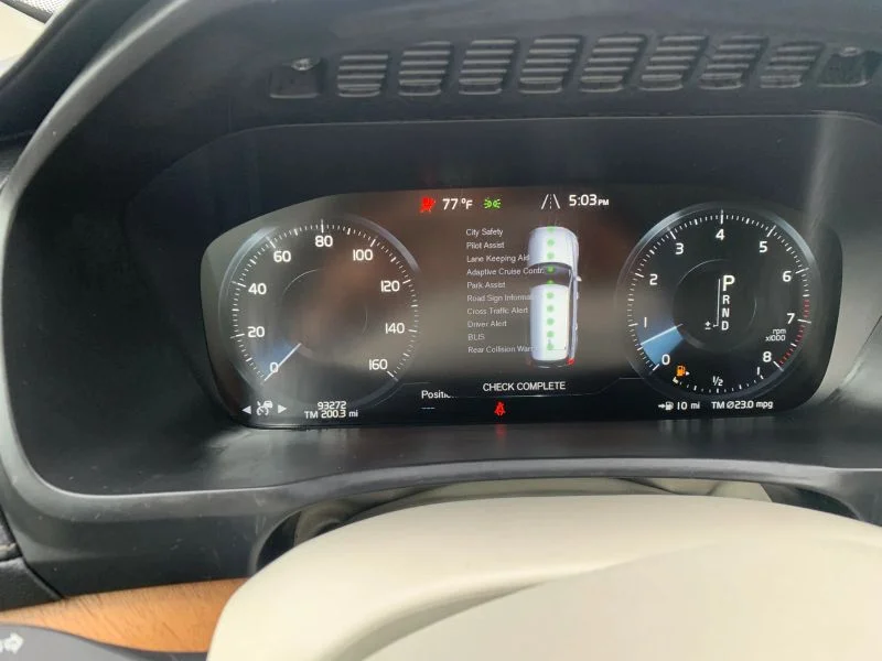 Used 2019 Gray Volvo T6 Inscription Sport Utility 4D image 40