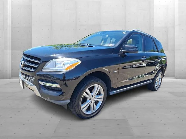 Used 2012 Black Mercedes-Benz ML 350 image 3