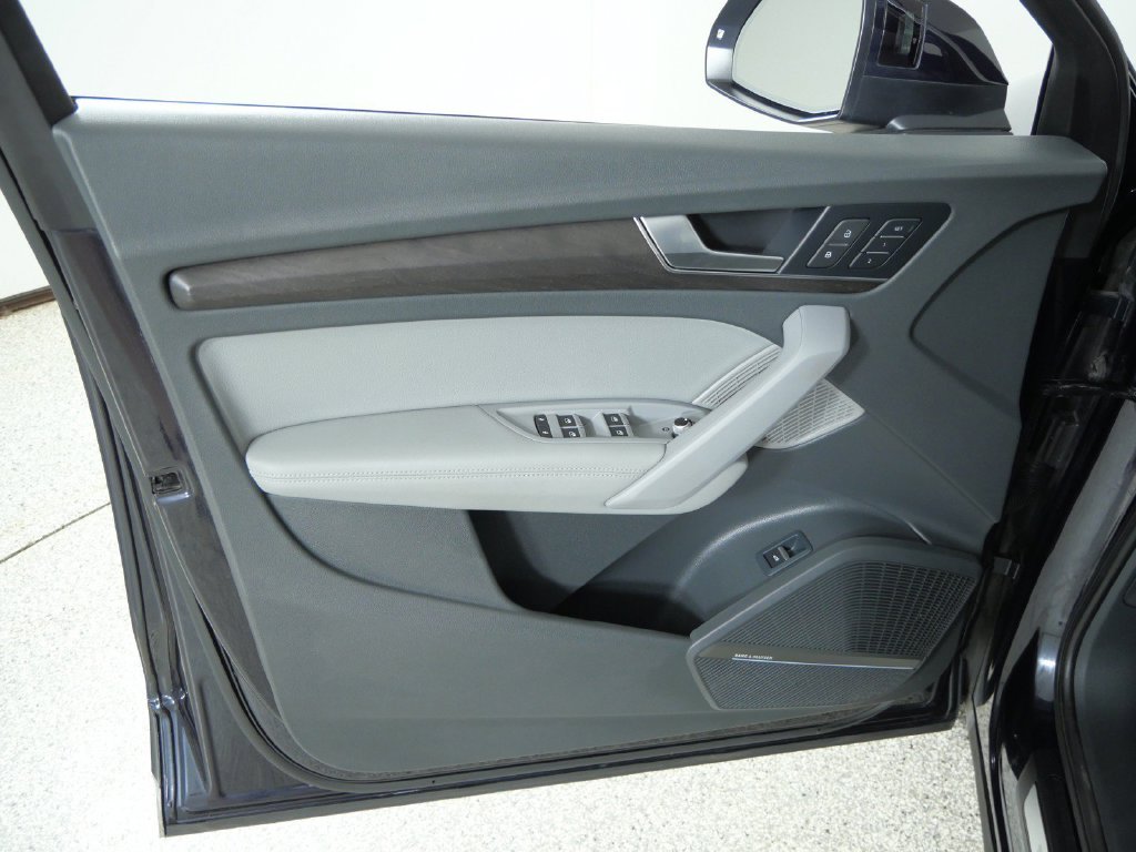 Used 2020 Blue Audi 45 Premium Plus image 32