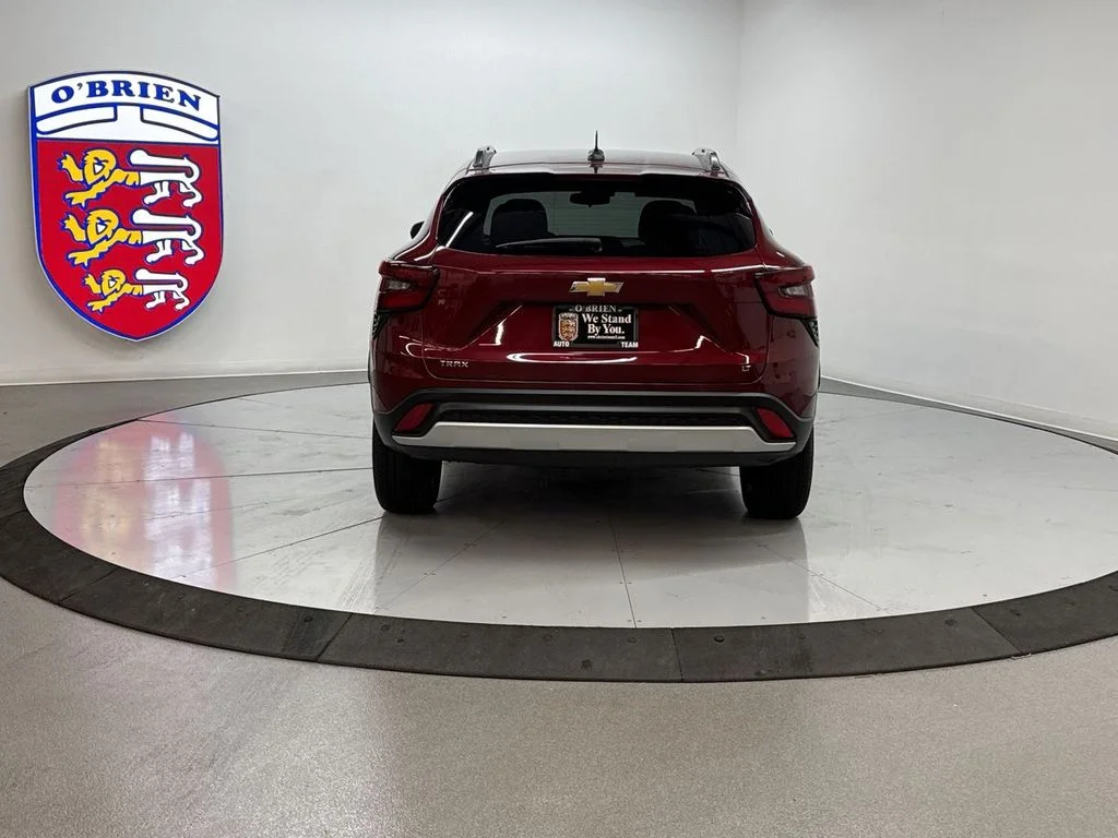 Used 2025 Crimson Chevrolet LT image 32