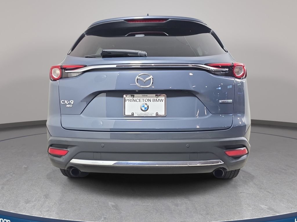 Used 2021 Polymetal Gray Mazda Carbon Edition image 7
