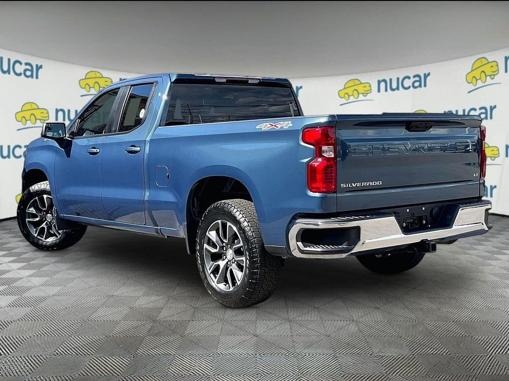 Used 2024 Blue Chevrolet LT image 4