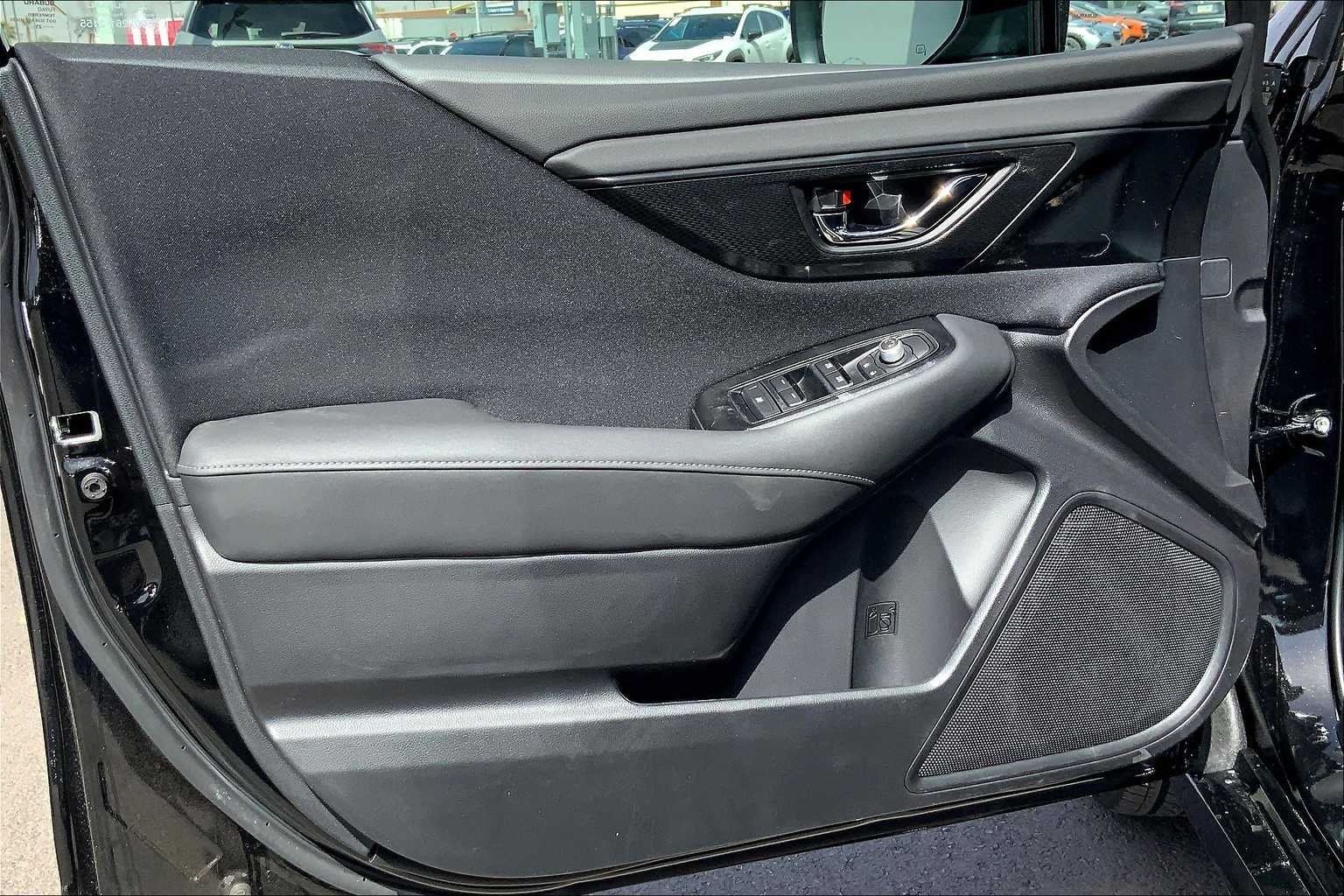 2025 Subaru Legacy Premium - Photo 10