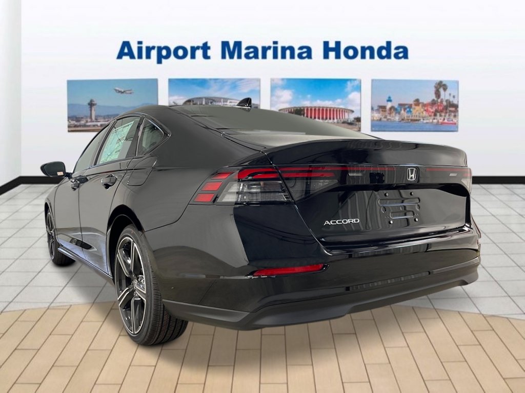 New 2026 Crystal Black Pearl Honda SE image 3
