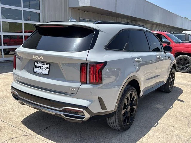 Used 2023 Gray Kia SX image 3