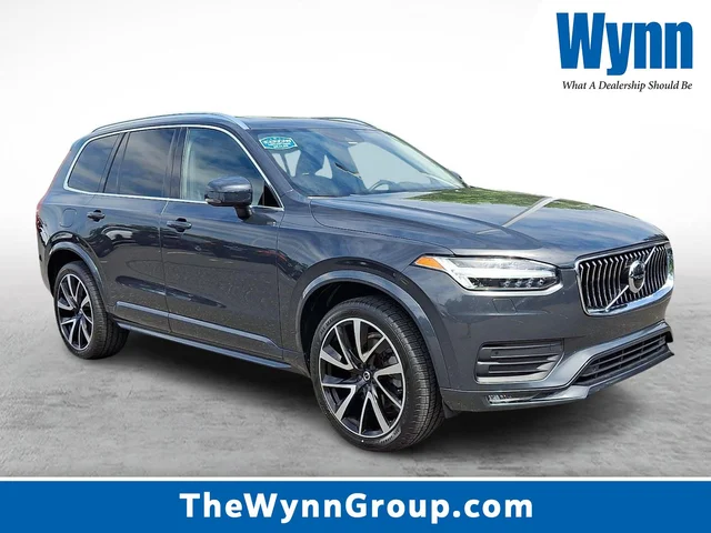 2021 Volvo XC90 Momentum