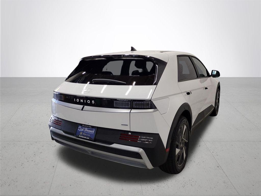 New 2026 White Hyundai SEL image 14