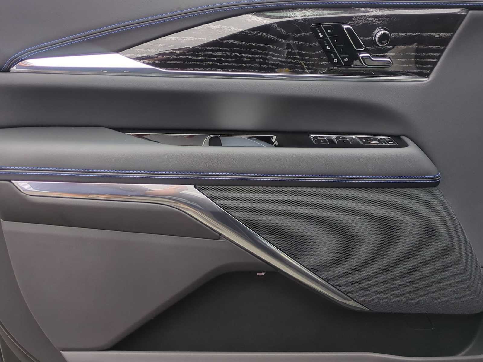 2026 Cadillac Escalade IQL Sport - Photo 10