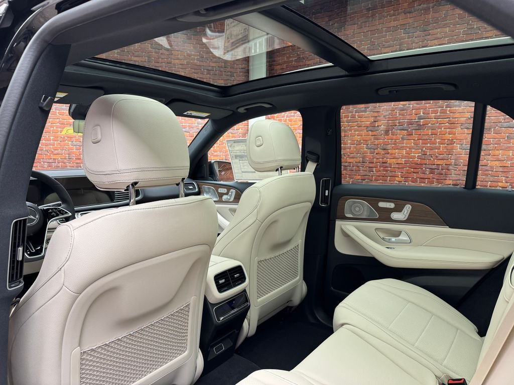 New 2026 Black Mercedes-Benz GLE 350 image 24