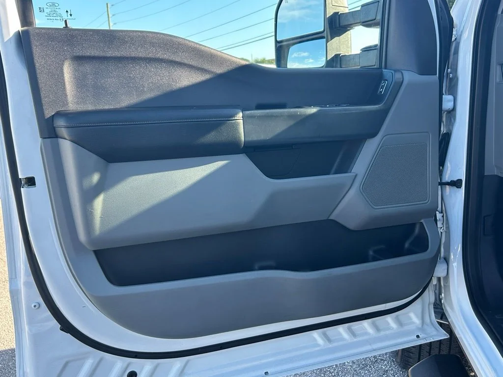 Used 2023 White Ford XLT image 37