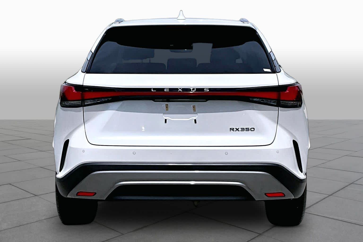 Used 2023 Eminent White Pearl Lexus Premium image 5