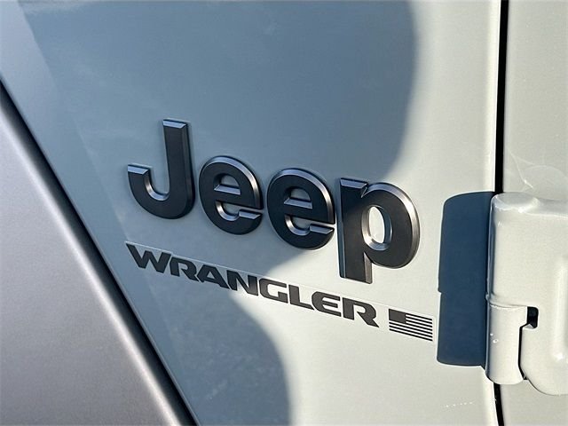 New 2026 Anvil Clear-Coat Exterior Paint Jeep Sport S image 16