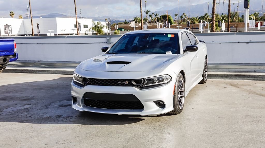 Used 2023 Triple Nickel Clearcoat Dodge R/T Scat Pack image 4