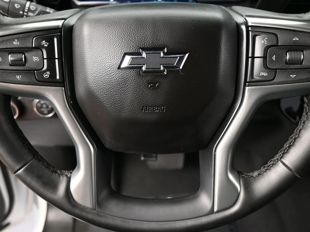 Used 2023 Summit White Chevrolet RST image 30