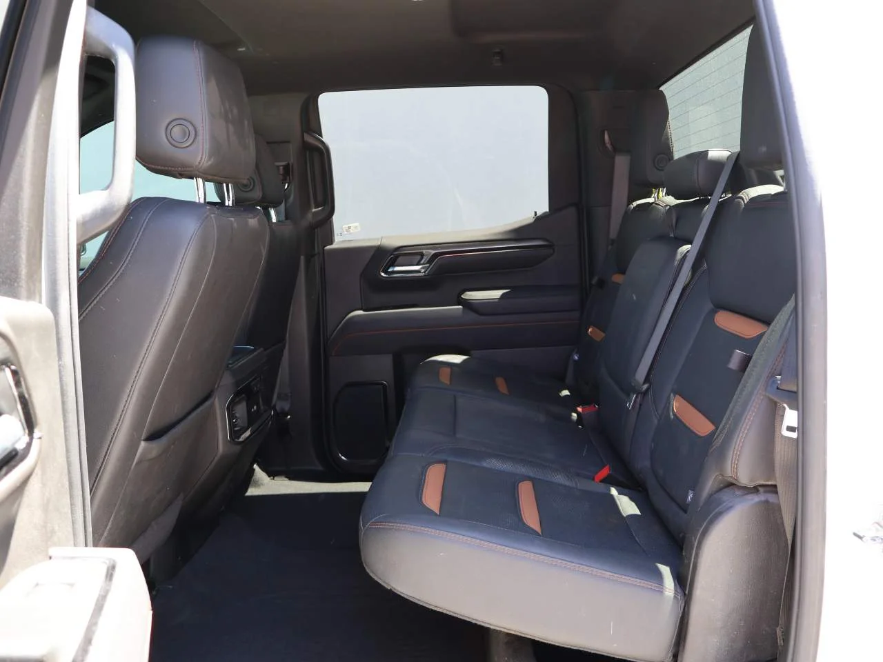 Used 2025 Summit White GMC AT4 Crew Cab image 10
