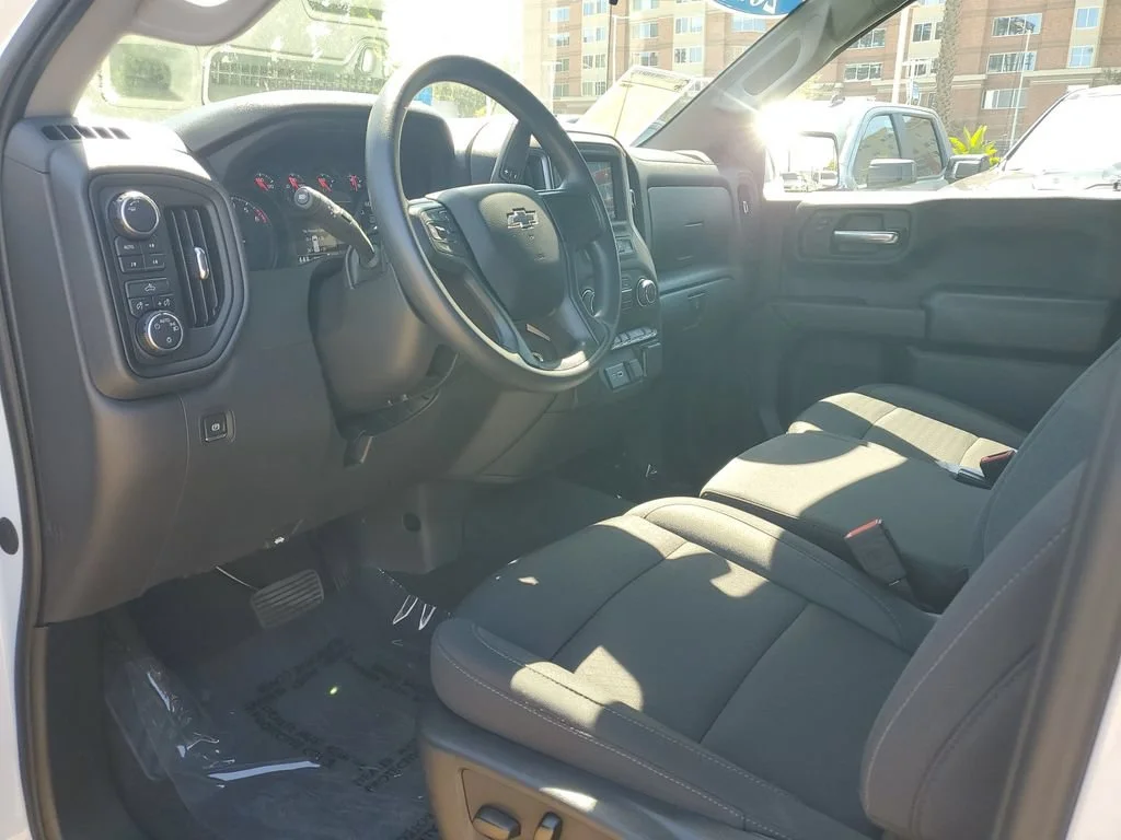 Used 2024 Summit White Chevrolet Custom Trail Boss image 19