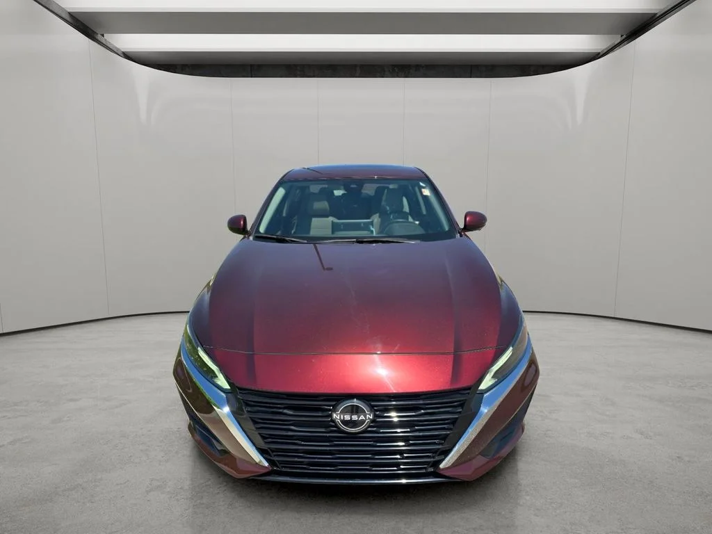 Used 2023 Garnet Pearl Metallic Nissan 2.5 SL image 8