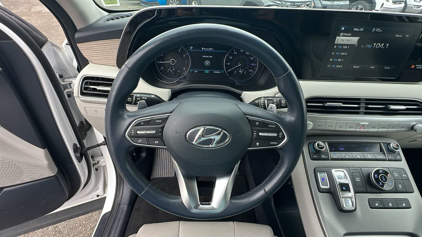 Used 2020 Hyper White Hyundai SEL image 18