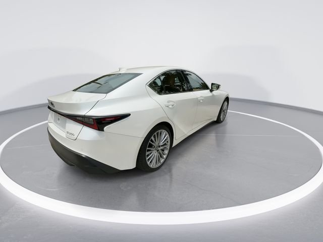 2025 Lexus IS 300 - Photo 8
