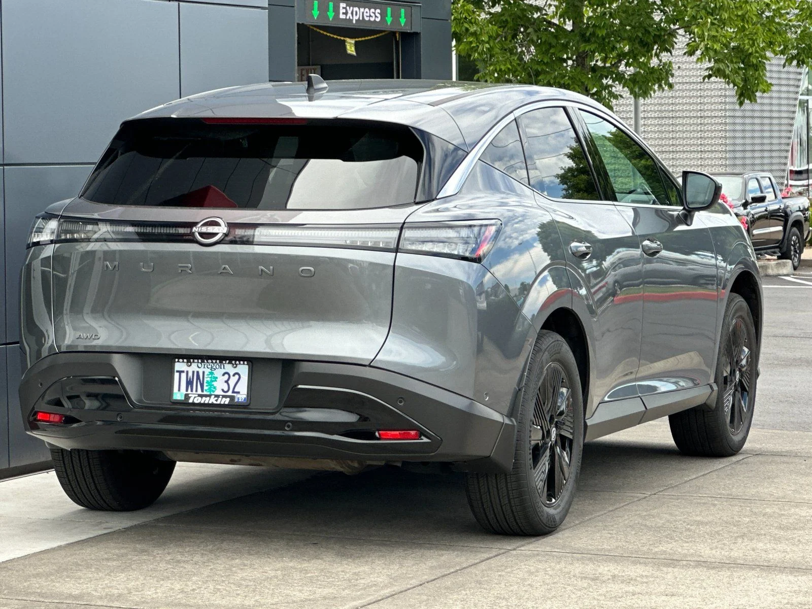 Used 2025 Gun Metallic Nissan SV image 3