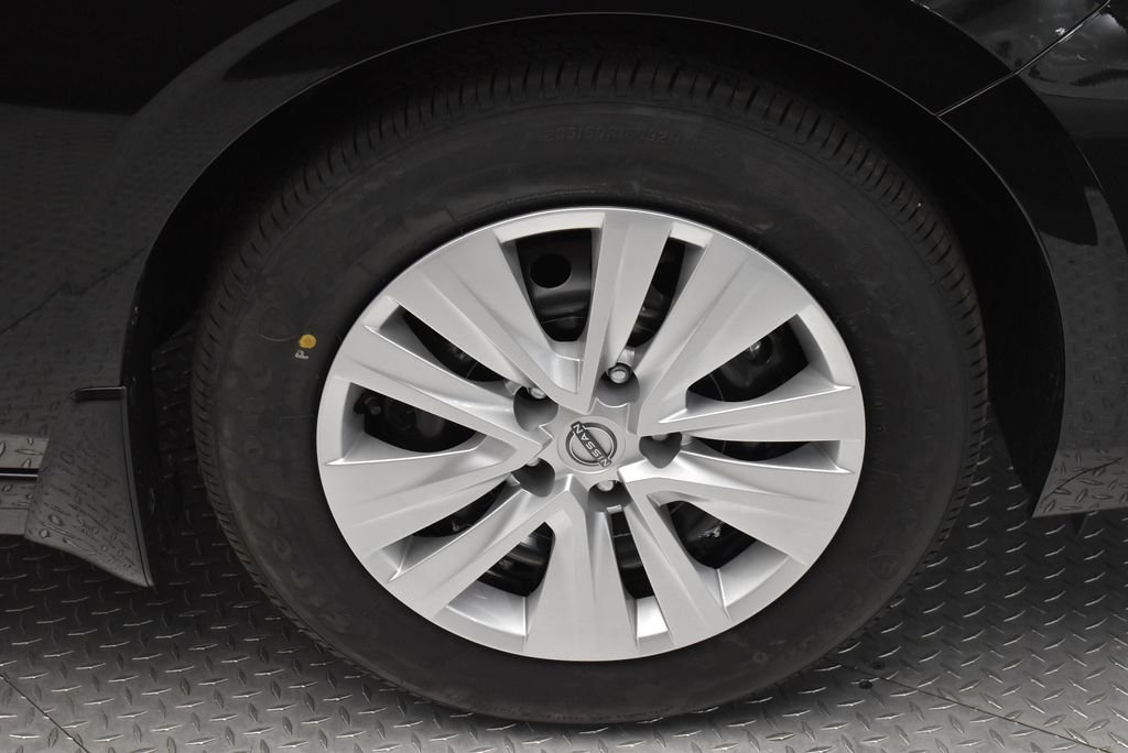 2025 Nissan Sentra S - Photo 34