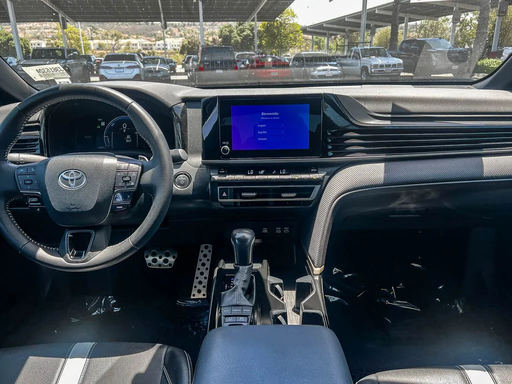 Certified Used 2025  Toyota SE image 12